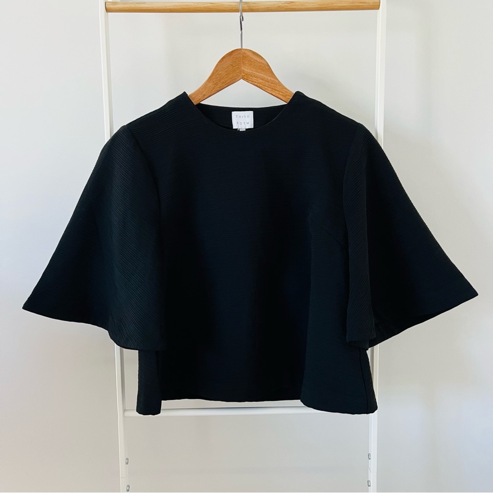 SOLD—THIRD FORM Black Textured Swing Crop Wide Bat Sleeve Top XS